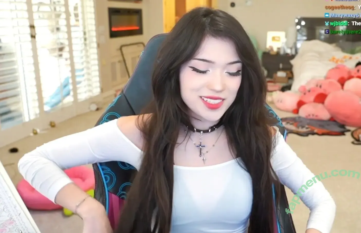 Emiru nude photo #2827 (emiru.jpg)