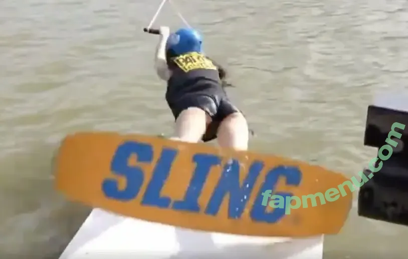 Emiru nude photo #2843 (emiru.jpg)