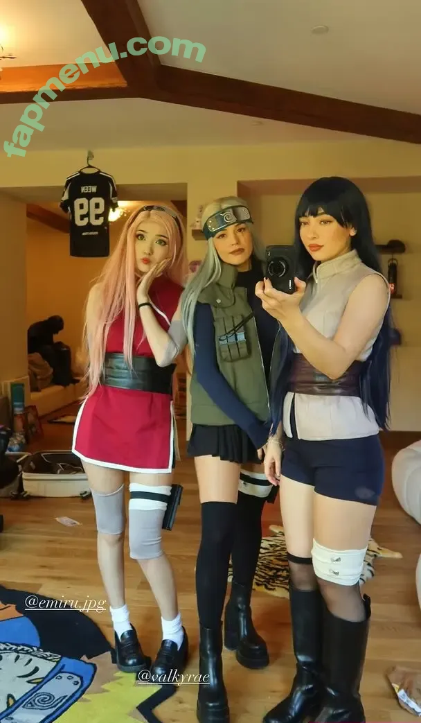 Emiru nude photo #2991 (emiru.jpg)