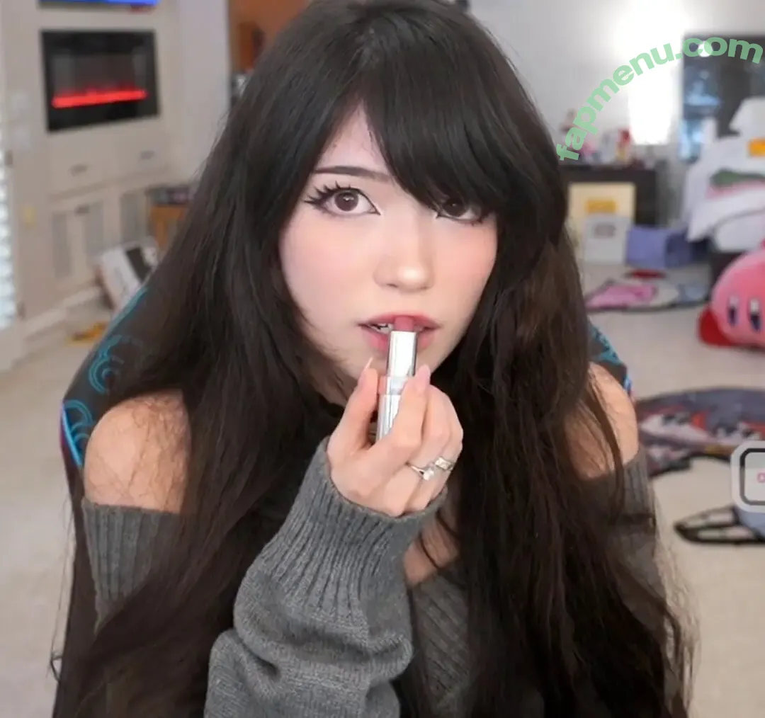 Emiru nude photo #2996 (emiru.jpg)