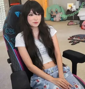 Emiru / emiru.jpg nude photo #3052