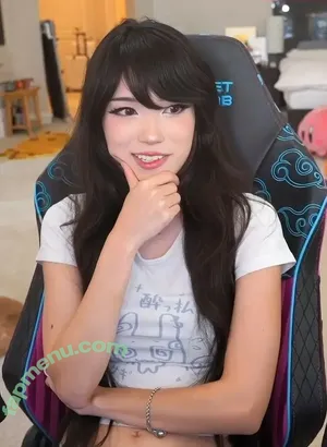 Emiru / emiru.jpg nude photo #3053