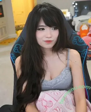 Emiru / emiru.jpg nude photo #3277