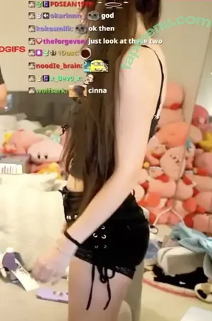 Emiru / emiru.jpg nude photo #3326