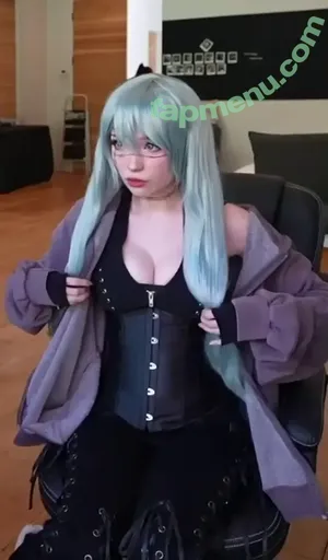 Emiru / emiru.jpg nude photo #3404
