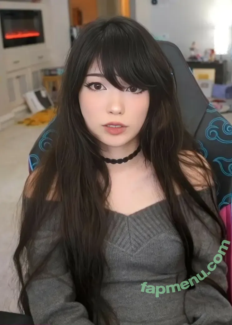 Emiru nude photo #3017 (emiru.jpg)