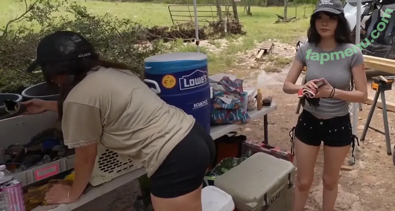 Emiru nude photo #3156 (emiru.jpg)