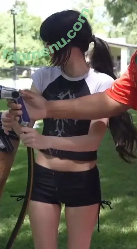 Emiru nude photo #3208 (emiru.jpg)