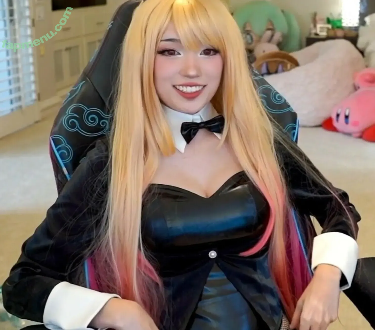 Emiru nude photo #3342 (emiru.jpg)