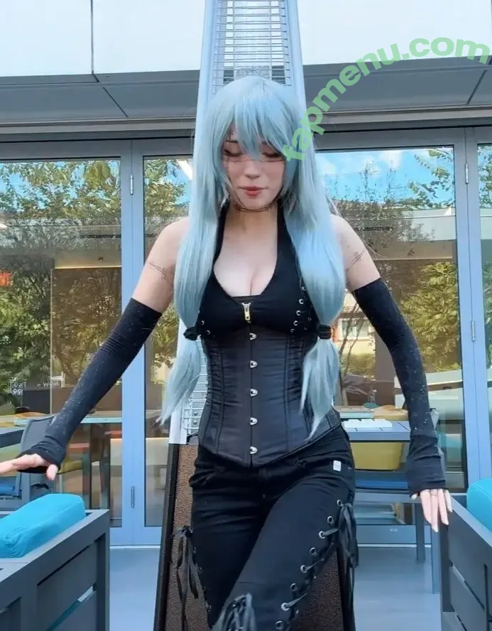 Emiru nude photo #3394 (emiru.jpg)