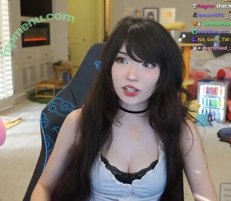 Emiru nude photo #3454 (emiru.jpg)