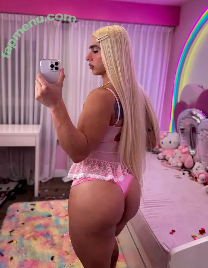 emivelaaa nude photo #0102 (emivelaaa)