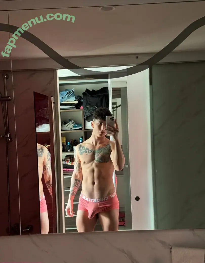emivelax nude photo #0001 (emivelaaa)