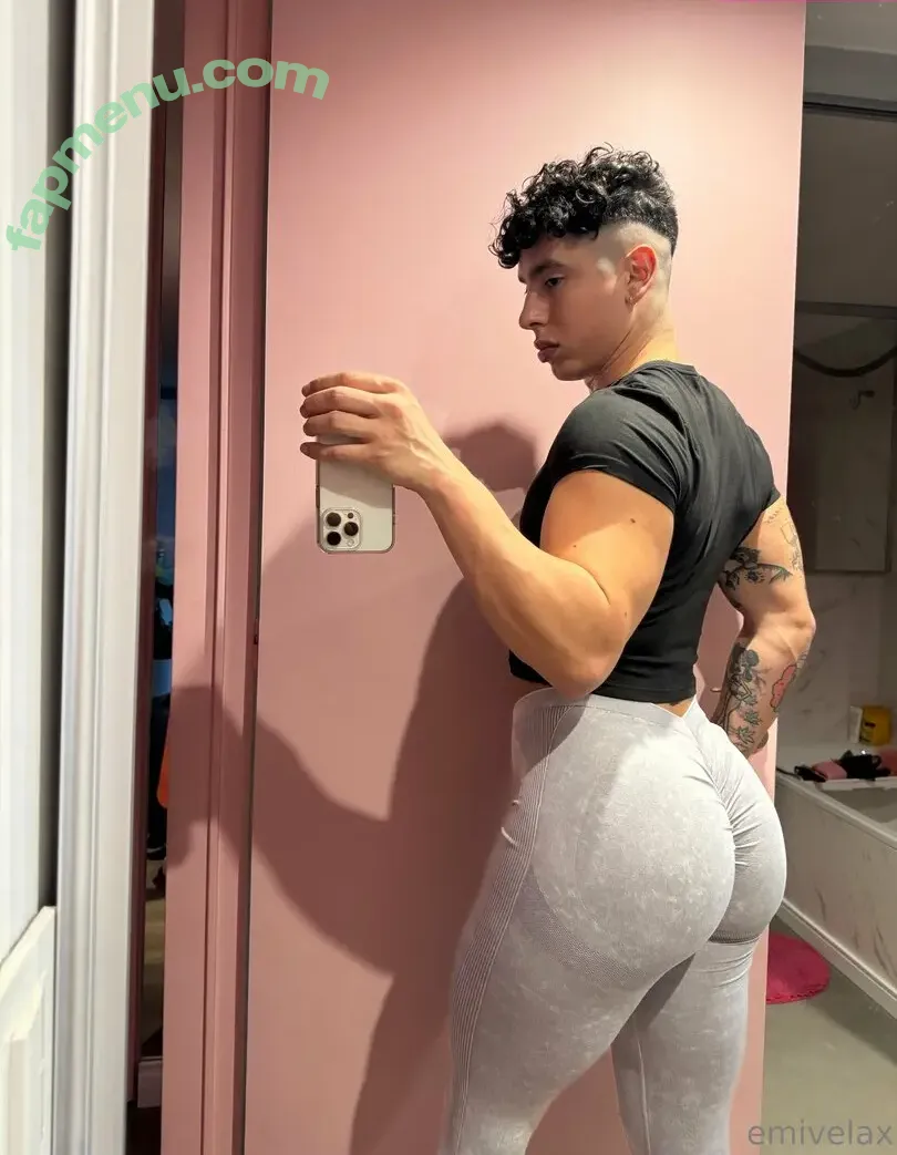 emivelax nude photo #0006 (emivelaaa)