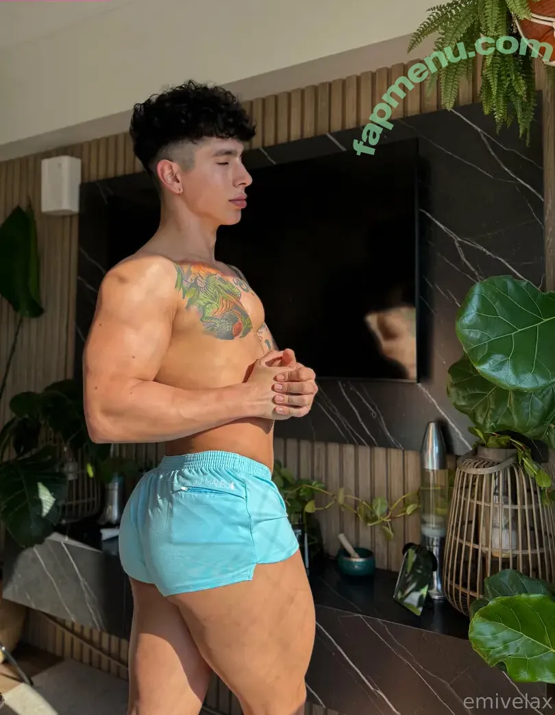emivelax nude photo #0025 (emivelaaa)