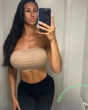 emma.almp / emma-hall nude photo #0004