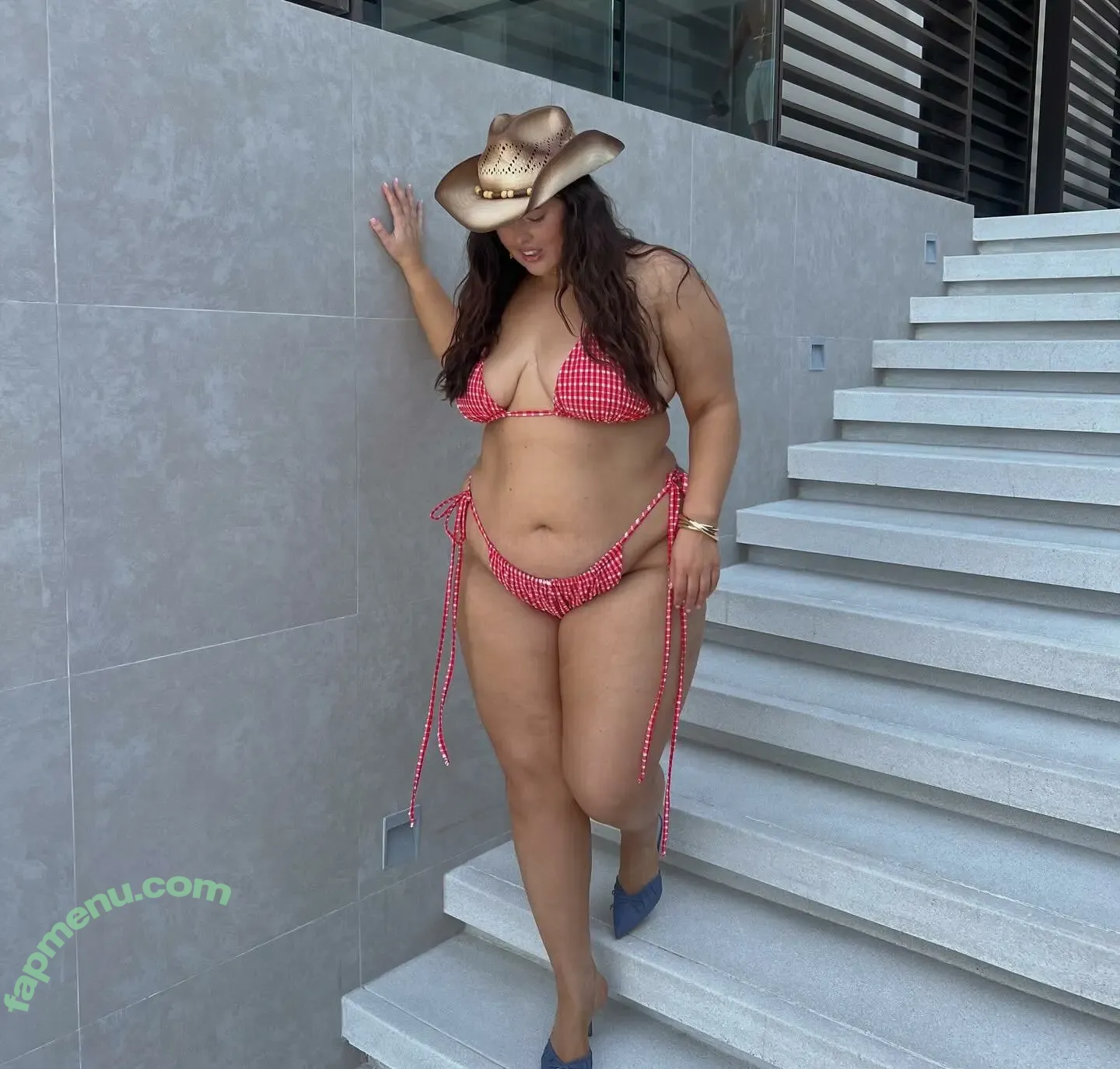 Emma Arletta nude photo #0016 (emma.arletta / emmahixofficial)