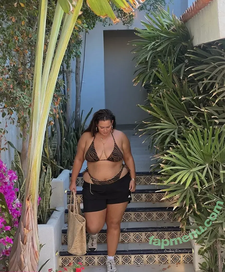 Emma Arletta nude photo #0022 (emma.arletta / emmahixofficial)