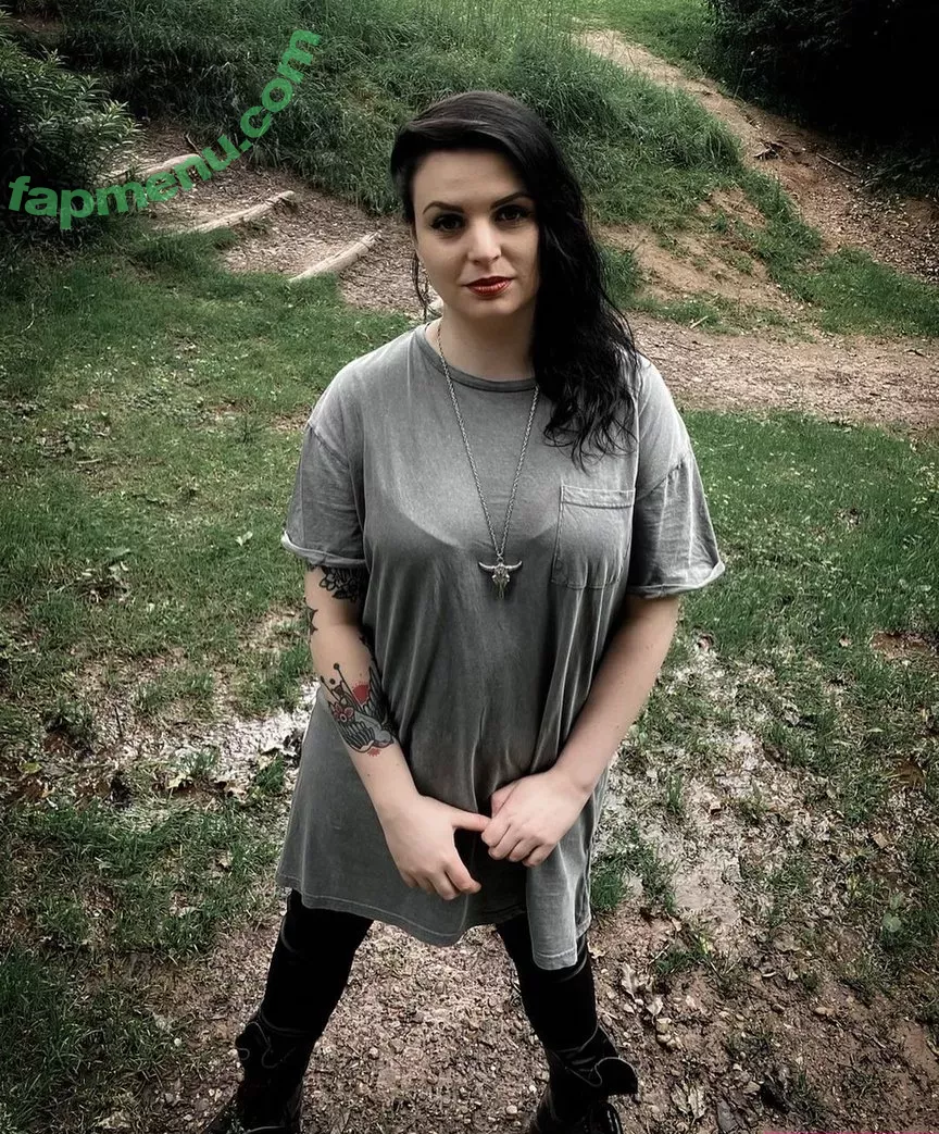 Emma Blackery nude photo #0003 (emmablackery)