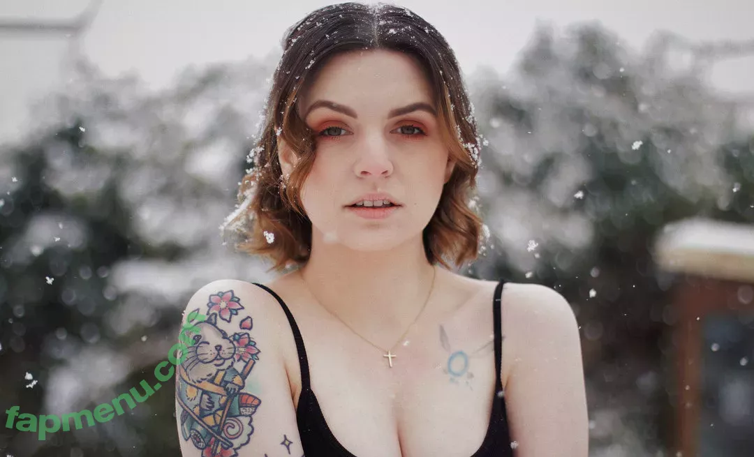 Emma Blackery nude photo #0013 (emmablackery)