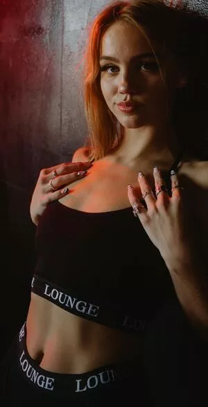 Emma Brooks / emma_brooks / emmabrooks / emmabrooksmcallister nude photo #1076