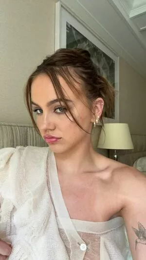 Emma Brooks / emma_brooks / emmabrooks / emmabrooksmcallister nude photo #1166