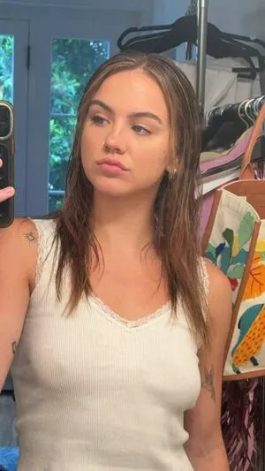 Emma Brooks / emma_brooks / emmabrooks / emmabrooksmcallister nude photo #1348