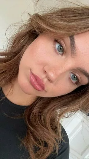 Emma Brooks / emma_brooks / emmabrooks / emmabrooksmcallister nude photo #1389