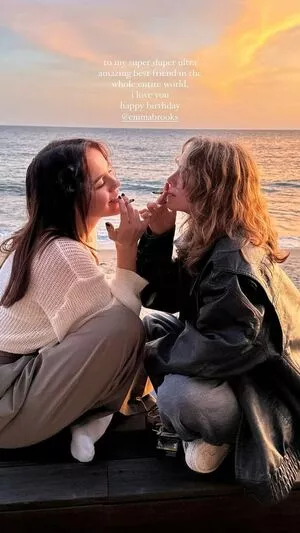 Emma Brooks / emma_brooks / emmabrooks / emmabrooksmcallister nude photo #1431