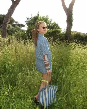 Emma Brooks / emma_brooks / emmabrooks / emmabrooksmcallister nude photo #1450