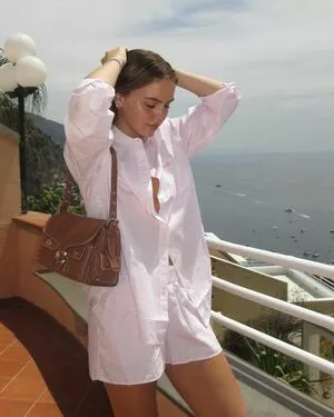 Emma Brooks / emma_brooks / emmabrooks / emmabrooksmcallister nude photo #1463