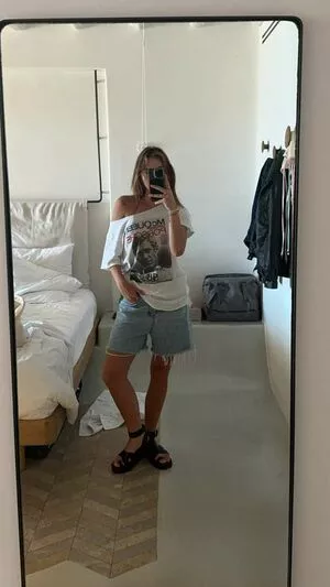 Emma Brooks / emma_brooks / emmabrooks / emmabrooksmcallister nude photo #1465