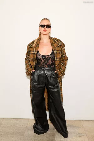 Emma Brooks / emma_brooks / emmabrooks / emmabrooksmcallister nude photo #1506