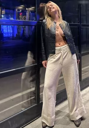 Emma Brooks / emma_brooks / emmabrooks / emmabrooksmcallister nude photo #1522