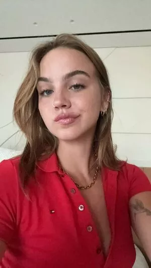 Emma Brooks / emma_brooks / emmabrooks / emmabrooksmcallister nude photo #1545