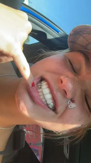 Emma Brooks / emma_brooks / emmabrooks / emmabrooksmcallister nude photo #1588