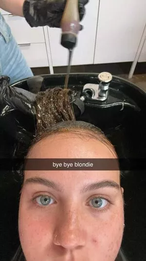 Emma Brooks / emma_brooks / emmabrooks / emmabrooksmcallister nude photo #1604