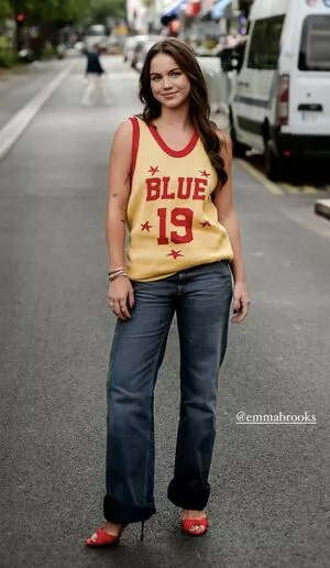 Emma Brooks / emma_brooks / emmabrooks / emmabrooksmcallister nude photo #1677