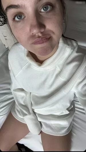 Emma Brooks / emma_brooks / emmabrooks / emmabrooksmcallister nude photo #1693