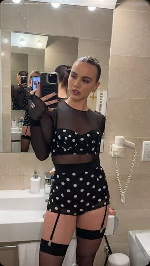 Emma Brooks / emma_brooks / emmabrooks / emmabrooksmcallister nude photo #1695