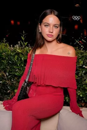 Emma Brooks / emma_brooks / emmabrooks / emmabrooksmcallister nude photo #1720