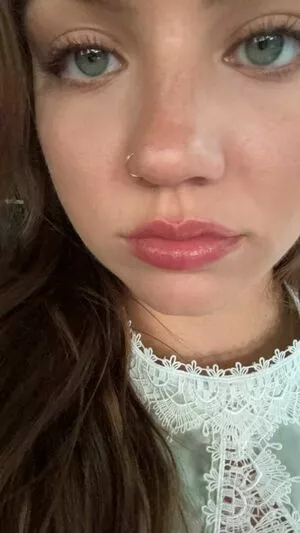 Emma Brooks / emma_brooks / emmabrooks / emmabrooksmcallister nude photo #1743