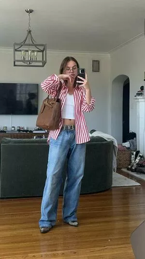 Emma Brooks / emma_brooks / emmabrooks / emmabrooksmcallister nude photo #1909