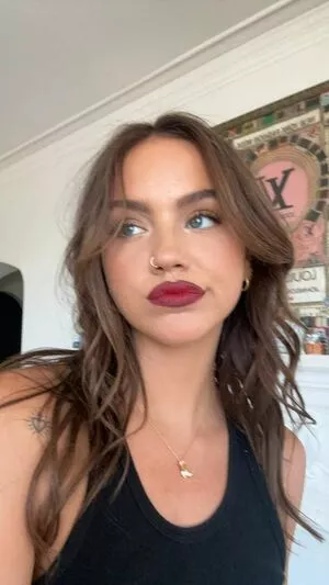 Emma Brooks / emma_brooks / emmabrooks / emmabrooksmcallister nude photo #1932