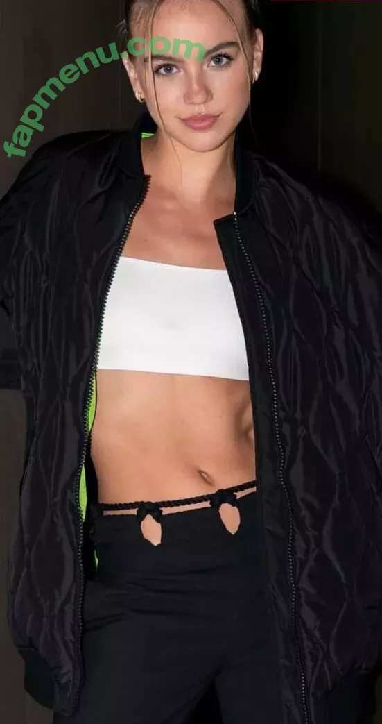 Emma Brooks nude photo #1067 (emma_brooks / emmabrooks / emmabrooksmcallister)