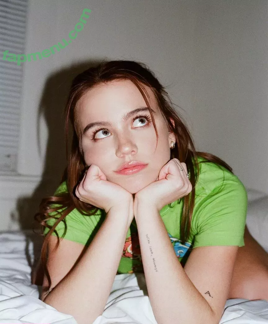 Emma Brooks nude photo #1102 (emma_brooks / emmabrooks / emmabrooksmcallister)