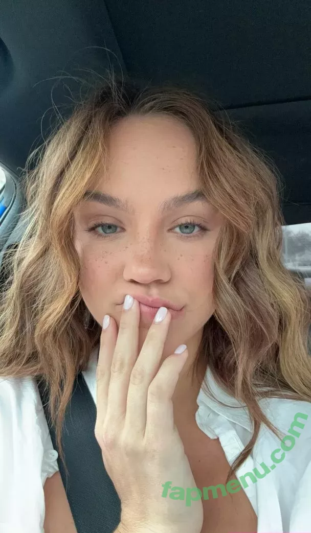 Emma Brooks nude photo #1107 (emma_brooks / emmabrooks / emmabrooksmcallister)