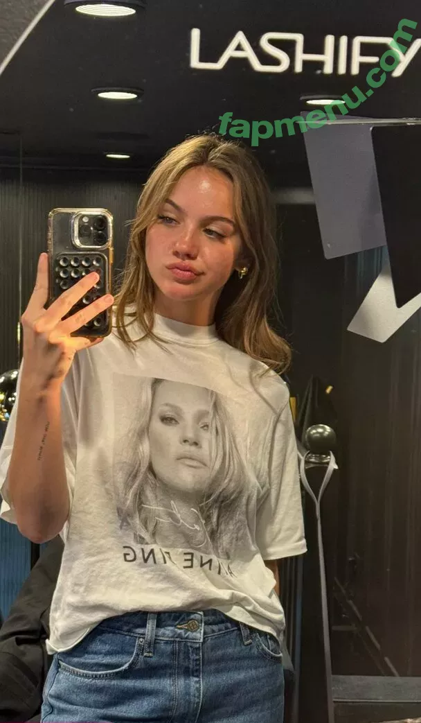 Emma Brooks nude photo #1341 (emma_brooks / emmabrooks / emmabrooksmcallister)