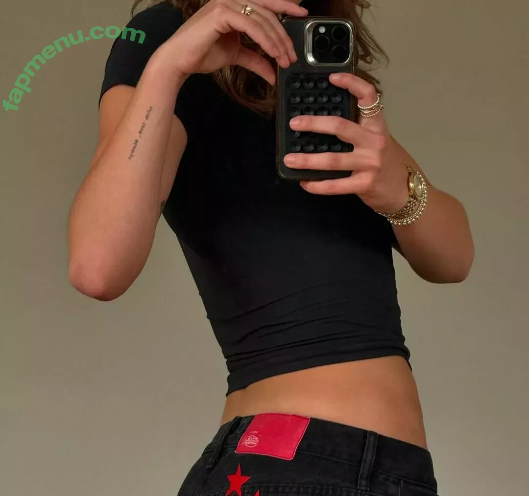 Emma Brooks nude photo #1392 (emma_brooks / emmabrooks / emmabrooksmcallister)