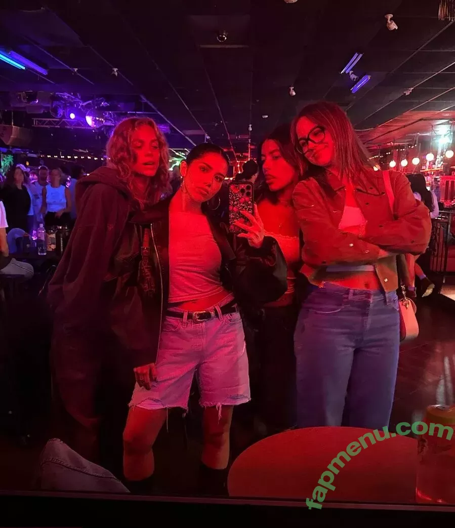 Emma Brooks nude photo #1398 (emma_brooks / emmabrooks / emmabrooksmcallister)